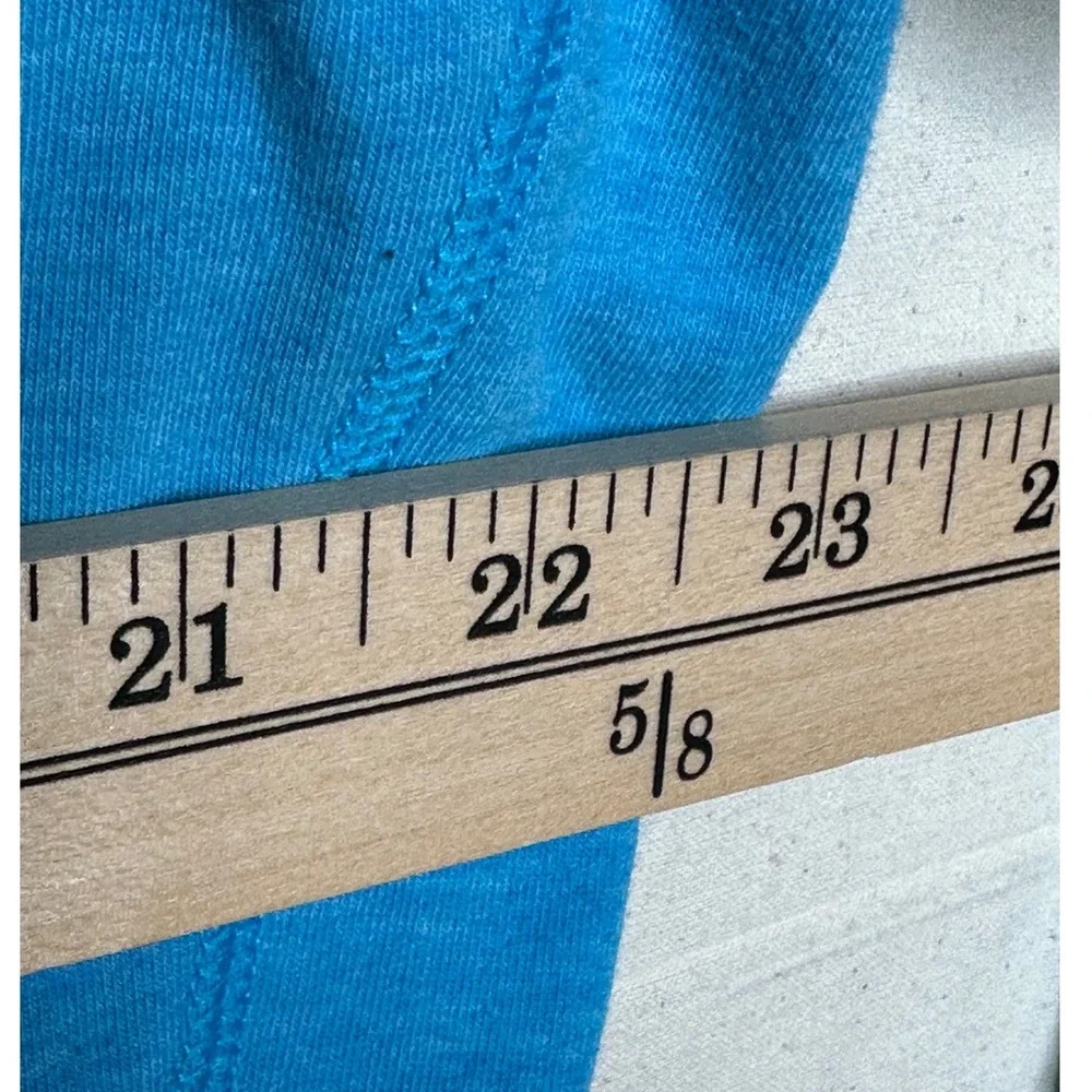 Nike Dri Fit Women's Wide Scoop Neckline Swoosh Sweatshirt size Large Blue